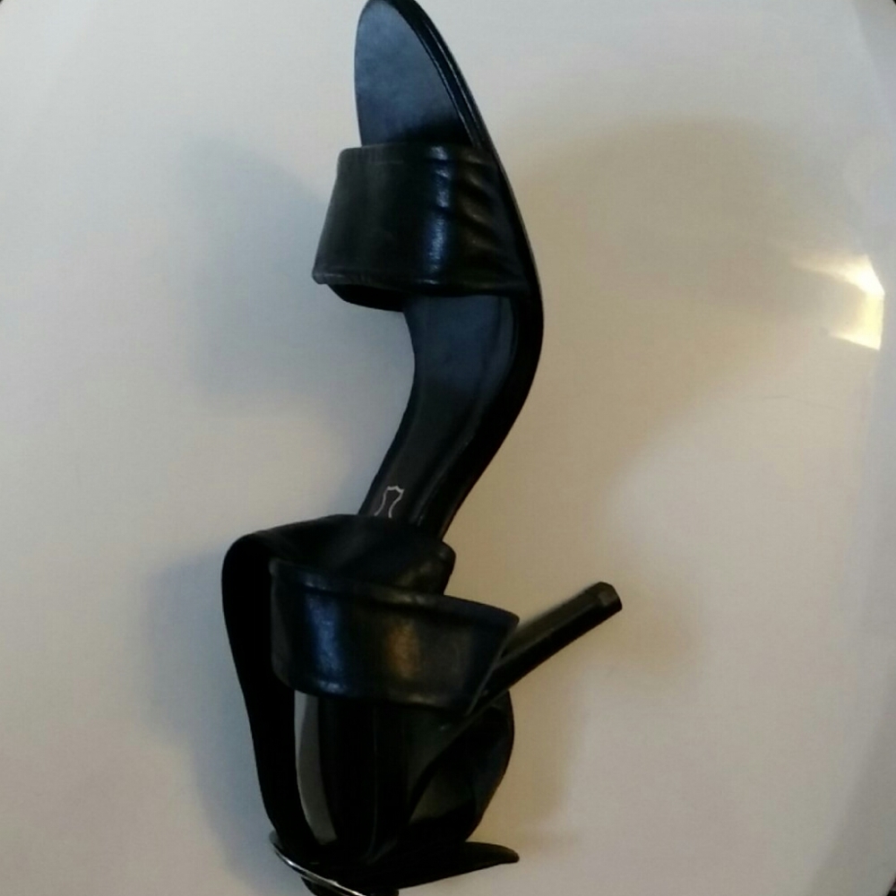 Beautiful and Sexy high-heeled Black Shoes
